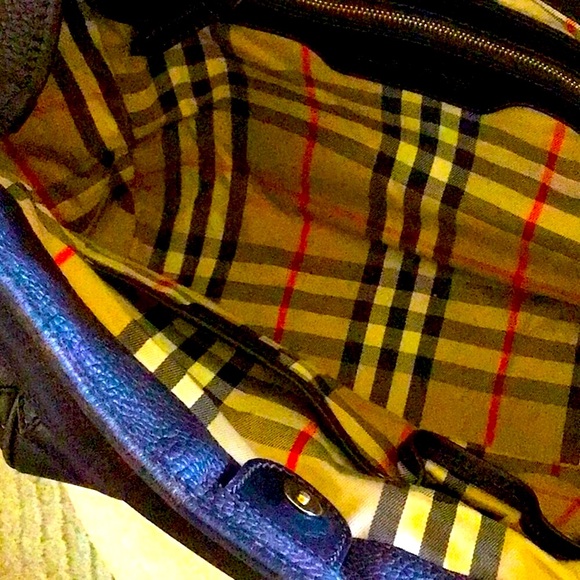 Sale❤️BURBERRY CANTERBURY 🌺Sale🌺 LARGE PEBBLE LEATHER HOBO EUC - Picture 3 of 16